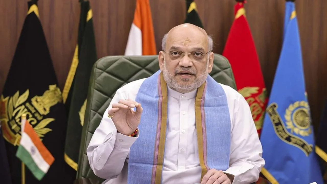  अमित शाह अपने असम दौरे की शुरुआत गुवाहाटी के शहीद स्मारक क्षेत्र से करेंगे। यहां वे अवैध घुसपैठ के खिलाफ हुए असम आंदोलन के शहीदों को श्रद्धांजलि अर्पित करेंगे। Photograph: (google)  Photograph: (google) 