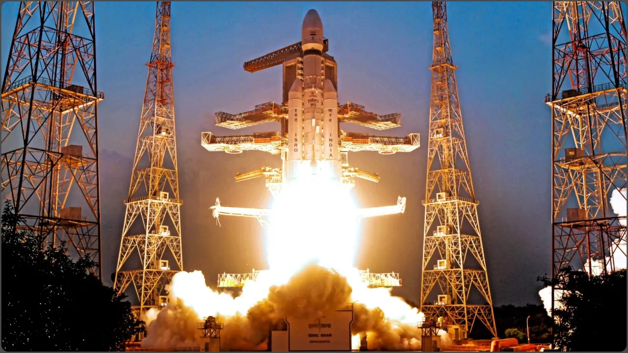  ISRO ने लॉन्च किया अन्वेषा स्पाई सैटेलाइट, 600 KM से करेगा दुश्मन की निगरानी  Photograph: (google) 