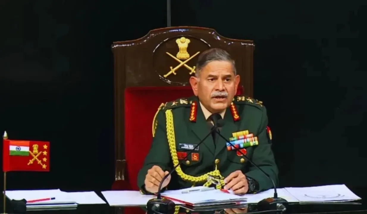  ऑपरेशन सिंदूर के बावजूद नहीं सुधरा पाकिस्तान, सीमा पार फिर चालू हुए आतंकी कैंप