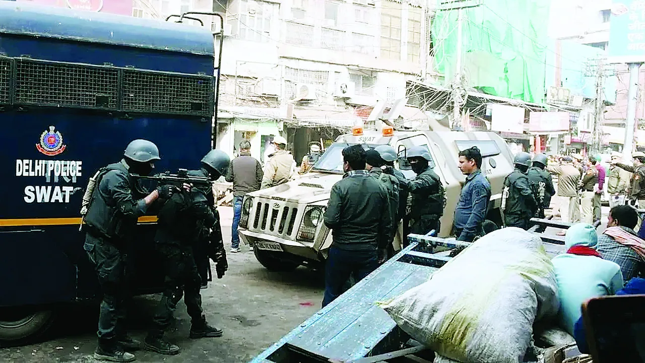  26 जनवरी से पहले आतंकी हमले का अलर्ट: दिल्ली समेत कई राज्यों में सुरक्षा सख्त 