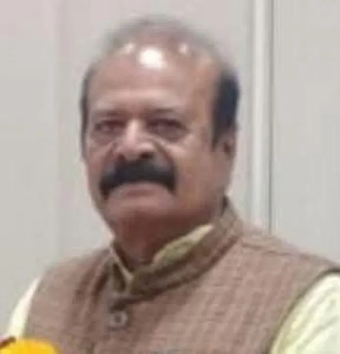  भोपाल वक्फ बोर्ड के पूर्व अध्यक्ष अलीम कुरैशी ब्लैकमेलिंग केस में गिरफ्तार