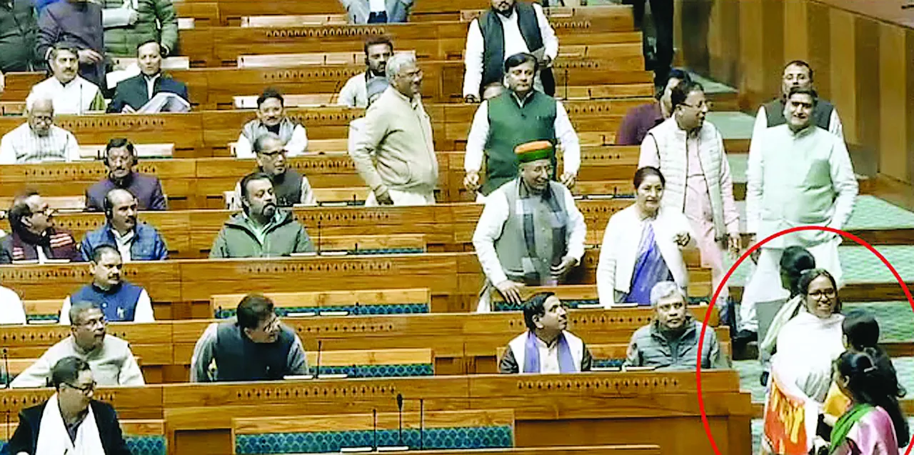  4 फरवरी के हंगामे पर रिजिजू का खुलासा, बोले– अपने सांसदों को धक्का-मुक्की से रोका 