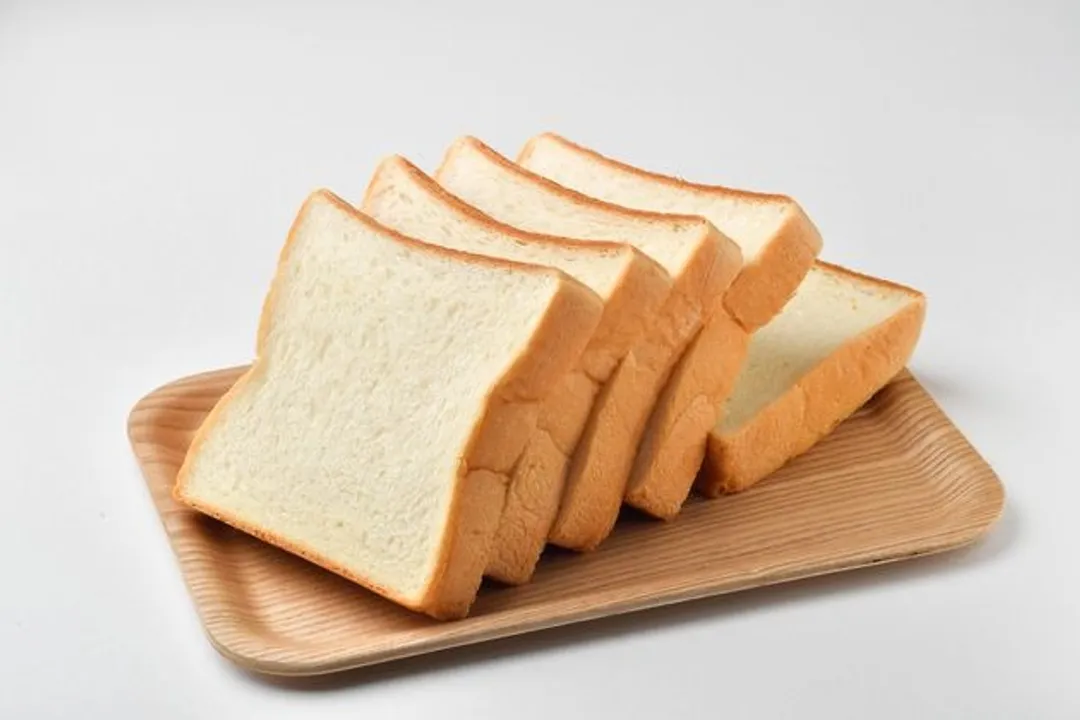  खाली पेट ब्रेड खाने की आदत छोड़ें, नहीं तो बढ़ सकता है वजन और मधुमय की बीमारी।