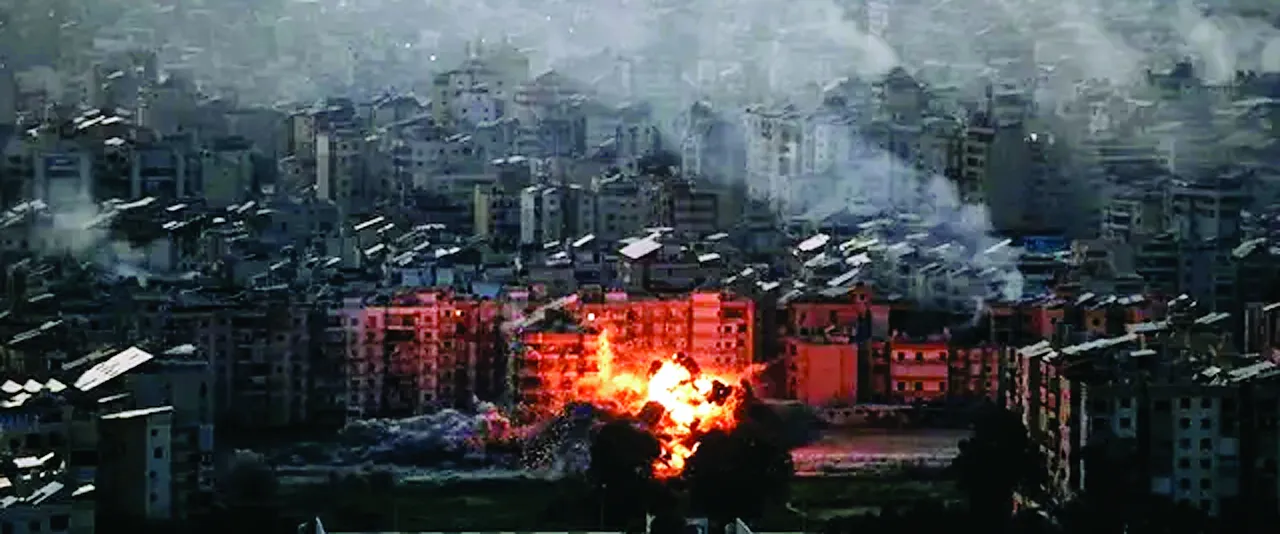  मनामा और यरुशलम में धमाके : दुबई एयरपोर्ट पर गिरा मिसाइल का मलबा, मिडिल ईस्ट में बढ़ा तनाव 