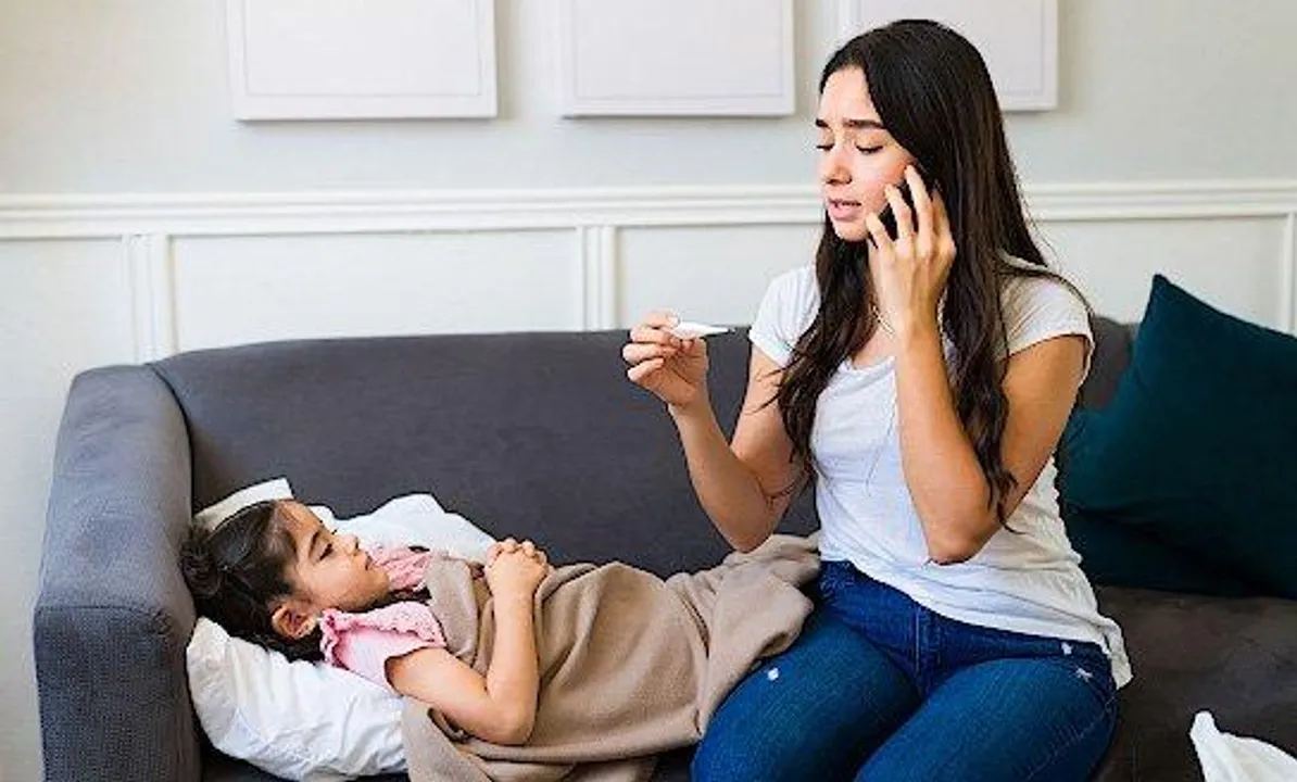  "मौसम के बदलाव से सर्दी और बुखार: इन उपायों से रखें खुद को स्वस्थ"