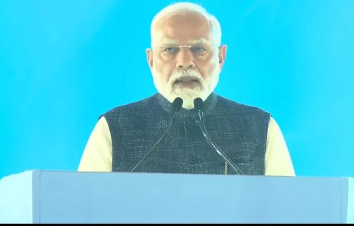  प्रधानमंत्री नरेंद्र मोदी और गृहमंत्री अमित शाह ने चंडीगढ़ में नए क्रिमिनल कानूनों की समीक्षा की। जानें चंडीगढ़ पुलिस की कार्यप्रणाली और नए कानूनों के तहत एफआईआर और फैसलों की जानकारी। 