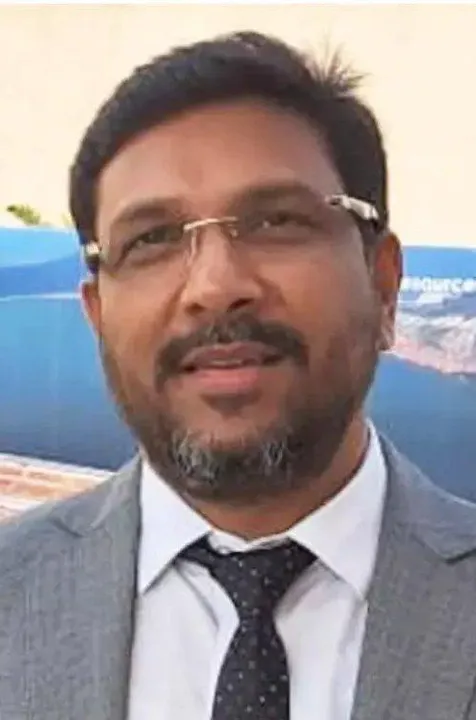  **Alt Text:**  
"ईडी की टीम द्वारा सुनील कुमार के ठिकानों पर छापेमारी, संजीव हंस मनी लॉन्ड्रिंग मामले में कार्रवाई।" 