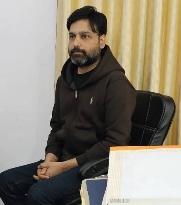  "लोकायुक्त की गिरफ्तारी में करोड़पति आरक्षक सौरभ शर्मा, 41 दिन बाद पकड़ा गया" 