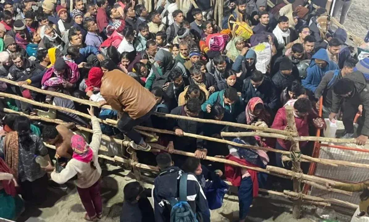  सर्वोच्च न्यायालय में महाकुम्भ भगदड़ मामला, कार्रवाई की मांग 