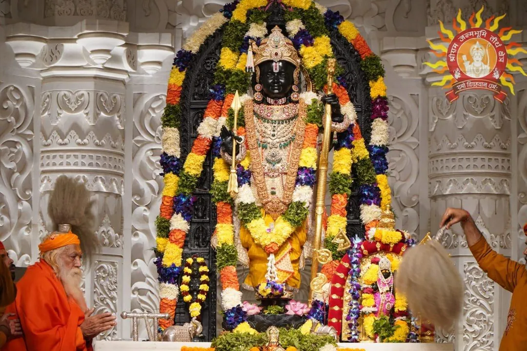  रामलला प्राण प्रतिष्ठा की पहली वर्षगांठ: भव्य उत्सव, महाआरती और लाखों भक्तों की आस्था 