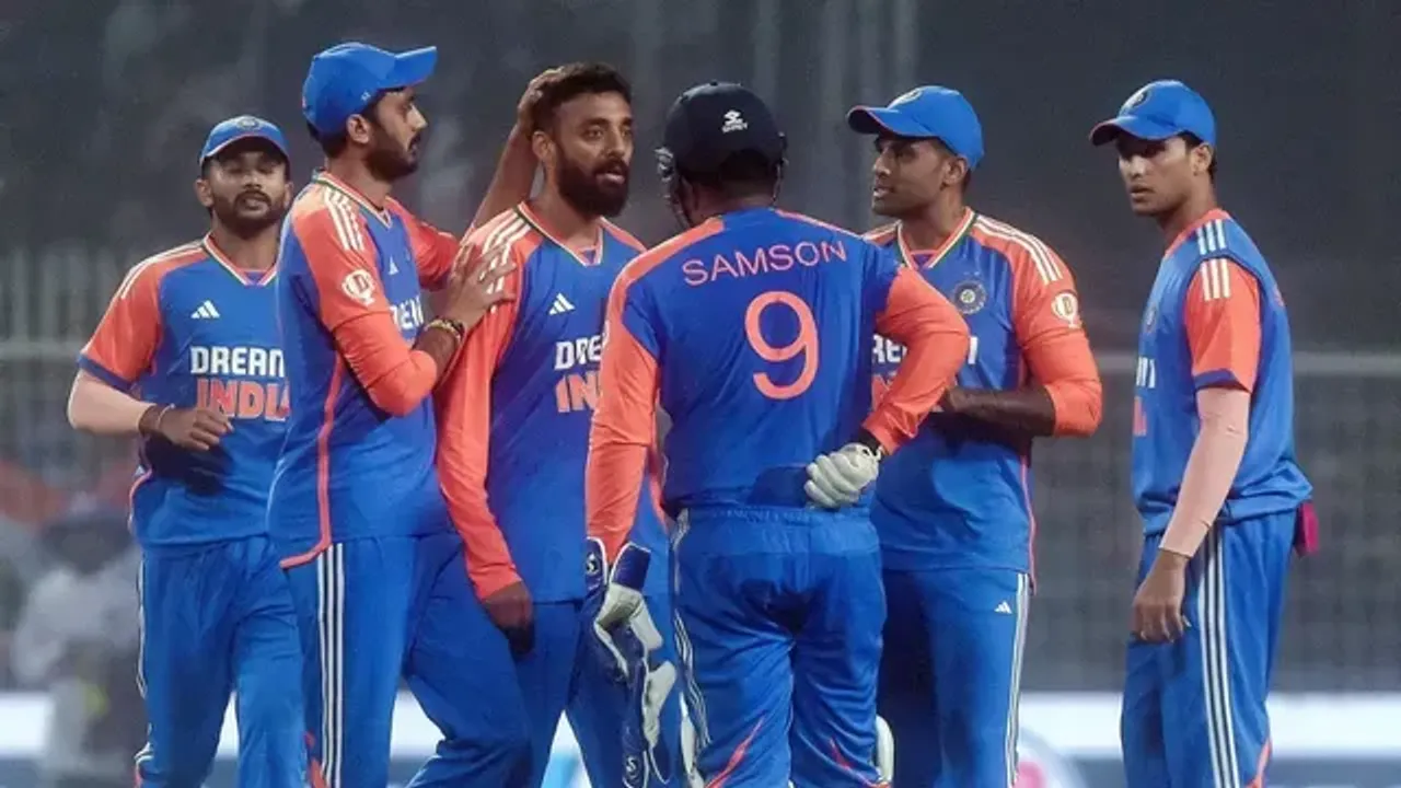  "भारत ने इंग्लैंड को 15 रन से हराकर लगातार 5वीं टी-20 सीरीज जीतने का इतिहास रचा" 