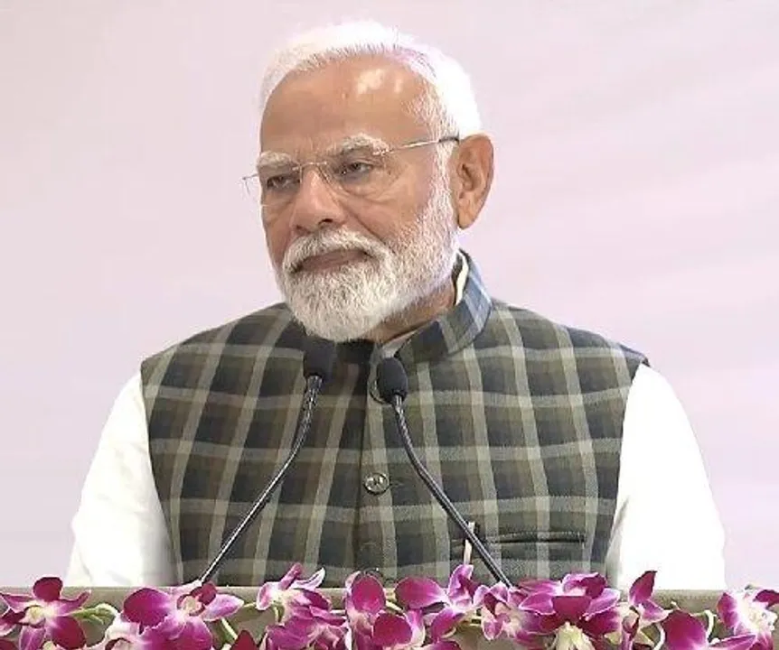  प्रधानमंत्री नरेन्द्र मोदी का मध्यप्रदेश दौरा: जीआईएस-25 कार्यक्रम का शुभारंभ और बागेश्वर धाम यात्रा