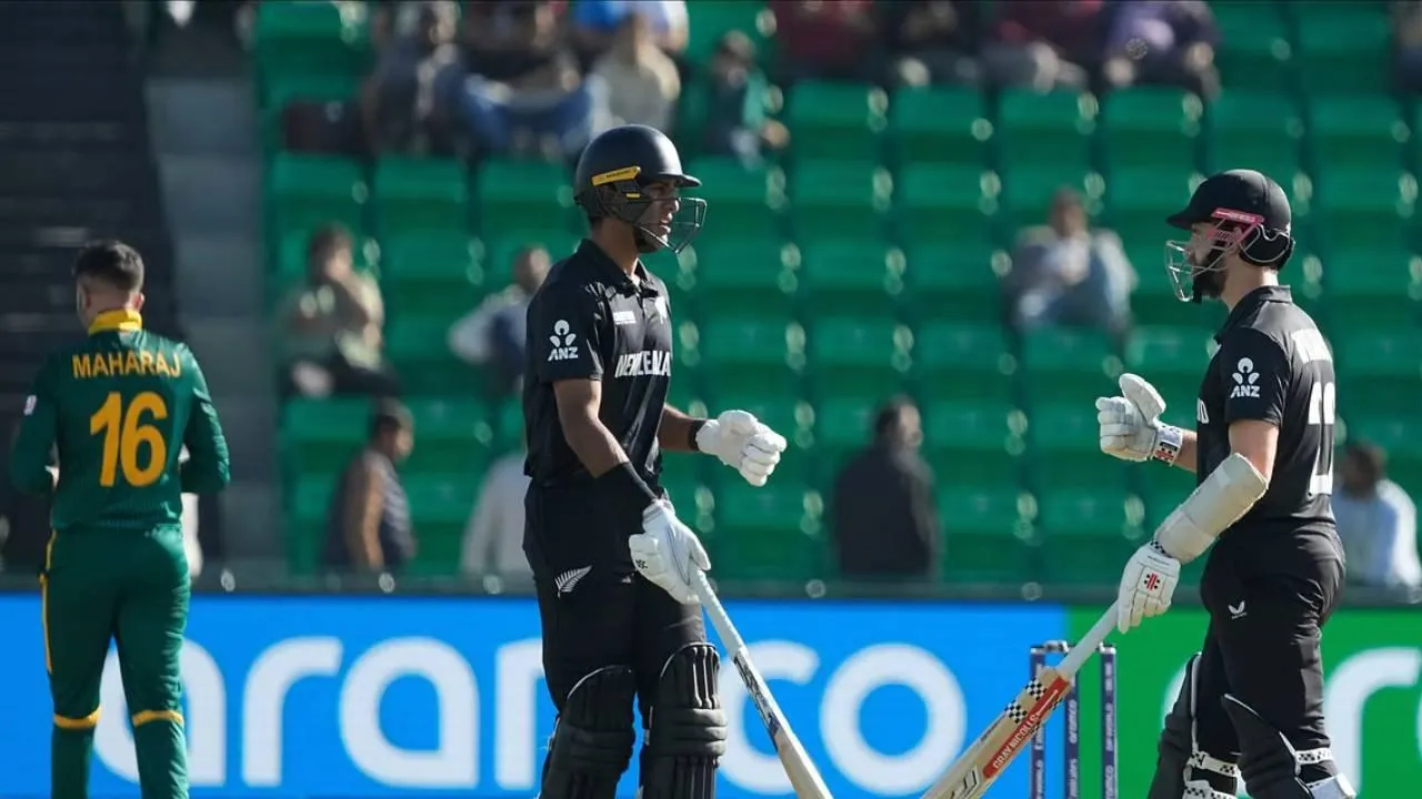  न्यूजीलैंड ने चैंपियंस ट्रॉफी के दूसरे सेमीफाइनल में साउथ अफ्रीका को 363 रन का विशाल लक्ष्य दिया 