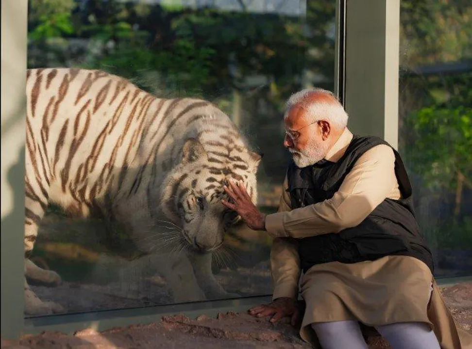  pm-modi-inaugurates-vantara-wildlife-center-reliance-initiative 