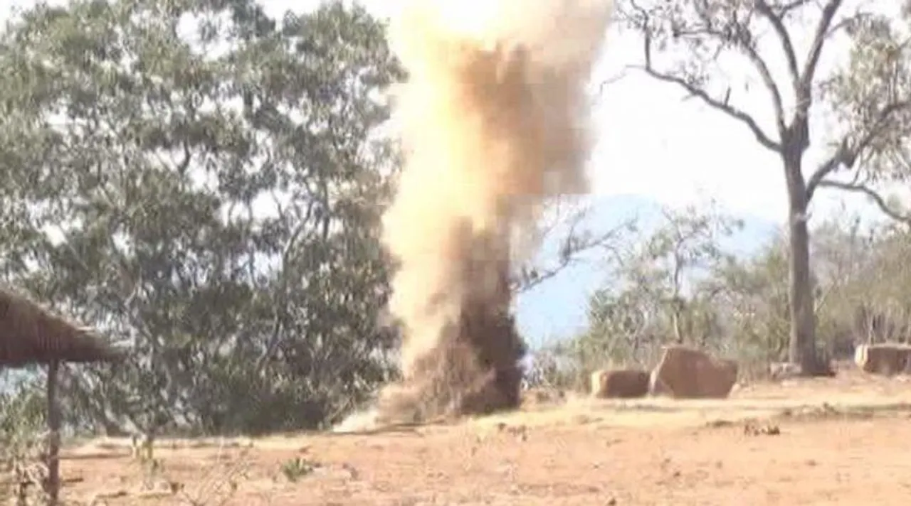  ied-blast-chaibasa-crpf-jawans-injured-ranchi-airlift 