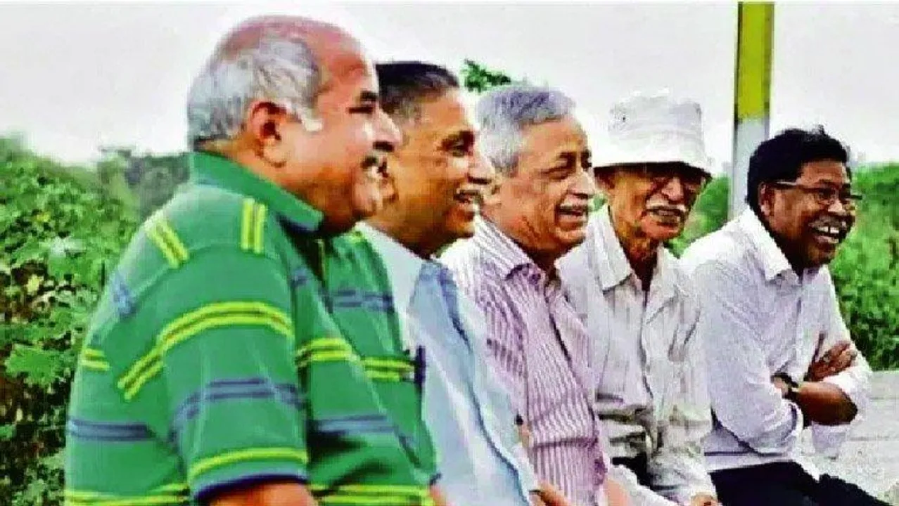  वरिष्ठ नागरिक बनता भारत