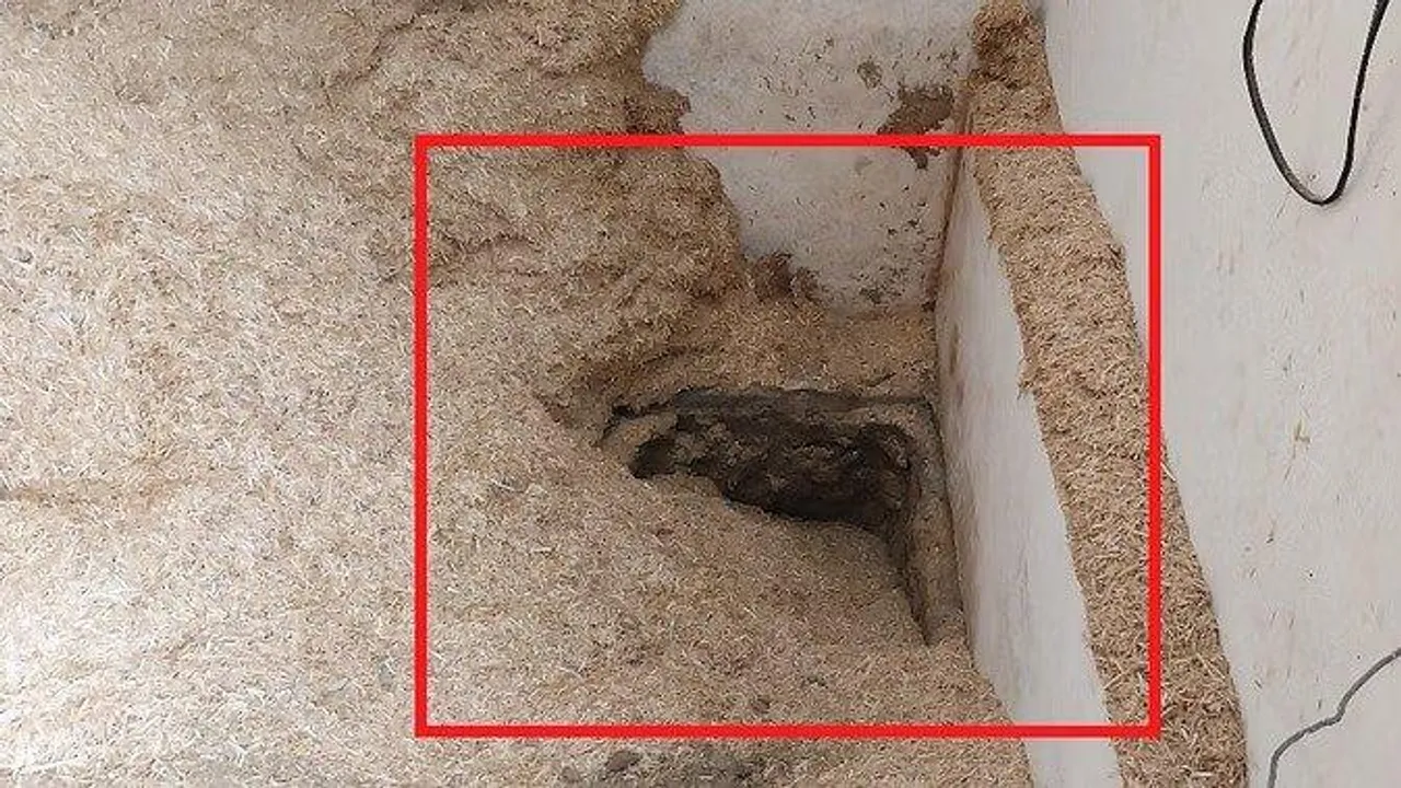  atm-embezzlement-5-crore-buried-cash-recovery-baghpat-up 