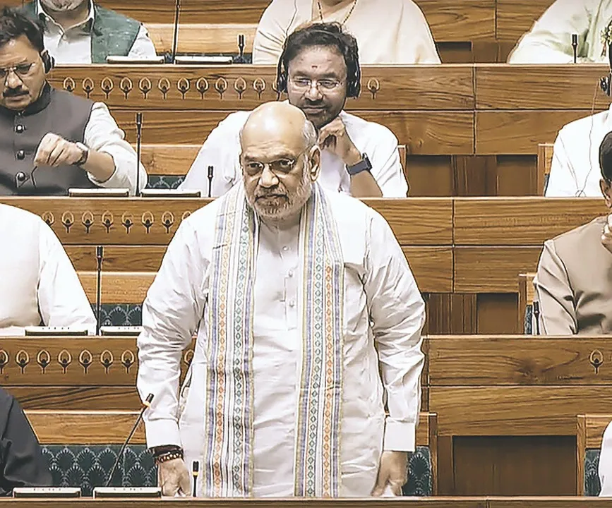  लोकसभा में दोबारा पेश हुआ वक्फ संशोधन विधेयक, अमित शाह ने दी सफाई