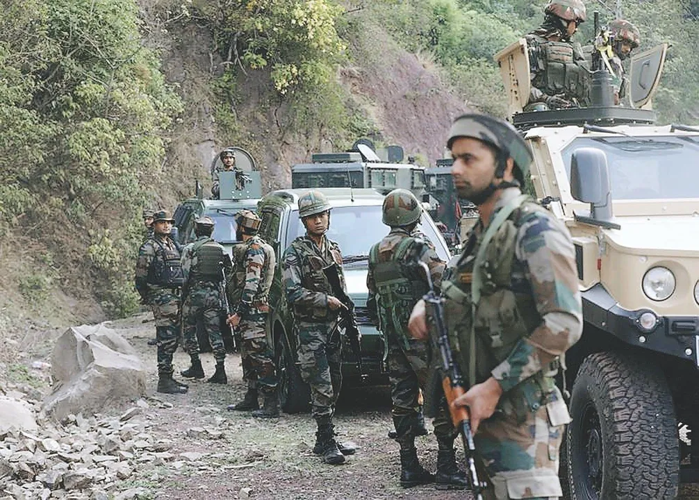  पुंछ में सेना-आतंकियों के बीच मुठभेड़, एक जवान घायल, पिछले 20 दिनों में जम्मू-कश्मीर में तीसरी बड़ी कार्रवाई