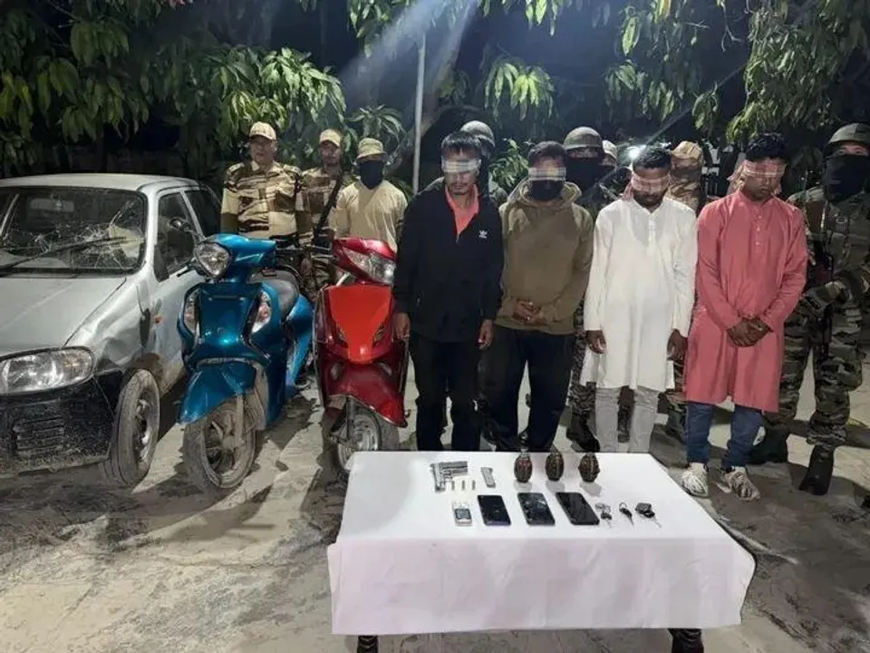  मणिपुर में बड़ी कार्रवाई: 11 उग्रवादी गिरफ्तार, हथियार और विस्फोटक बरामद