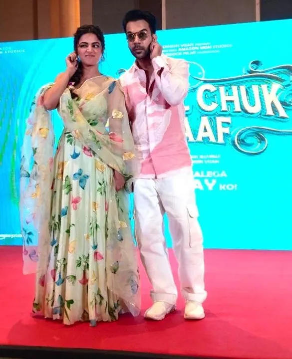  लखनऊ की गलियों में गूंजा 'भूल चूक माफ', राजकुमार राव और वामिका गब्बी ने किया यादगार प्रमोशन