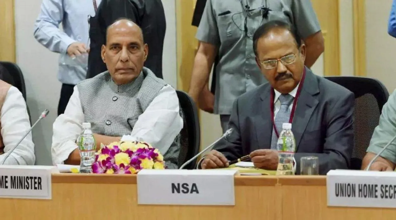  आतंकियों पर एक्शन की तैयारी, दिल्ली में रक्षा मंत्री की हाई लेवल मीटिंग शुरु