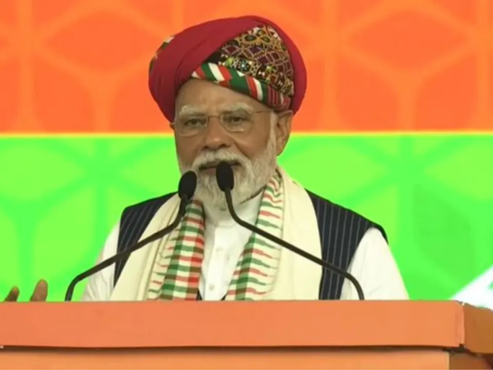  pm-modi-kutch-visit-pakistan-warning-operation-sindoor 