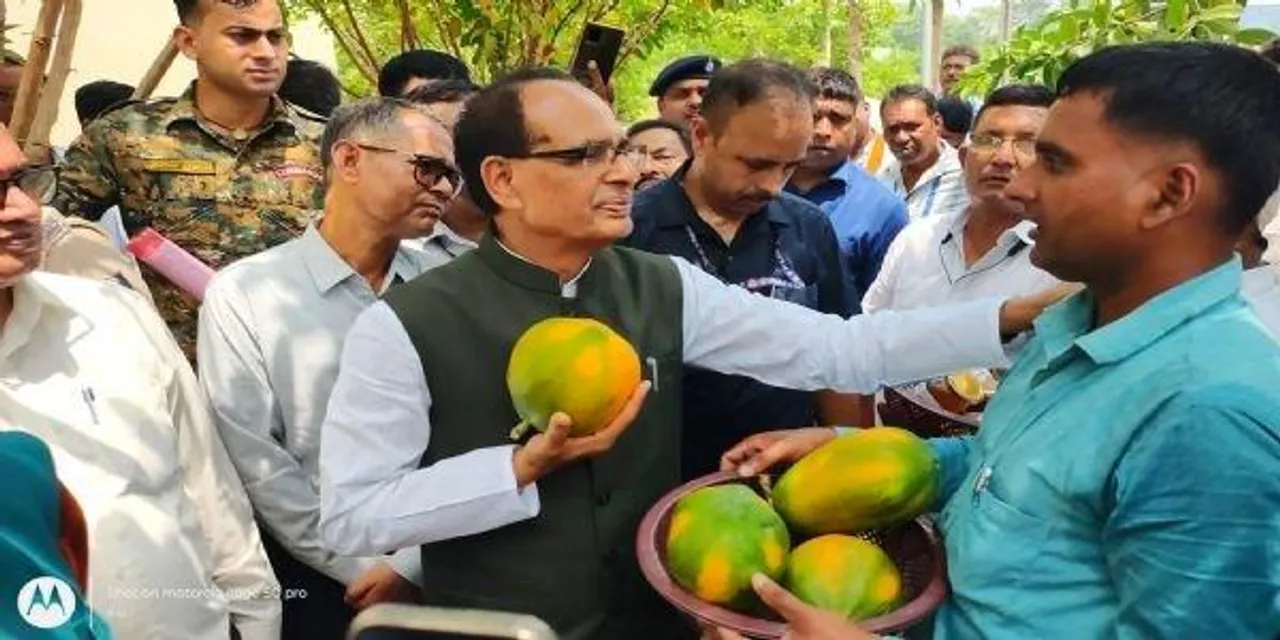  विकसित भारत की नींव है समृद्ध किसान: शिवराज सिंह चौहान ने मोतिहारी में विकसित कृषि संकल्प अभियान को बताया निर्णायक पहल 