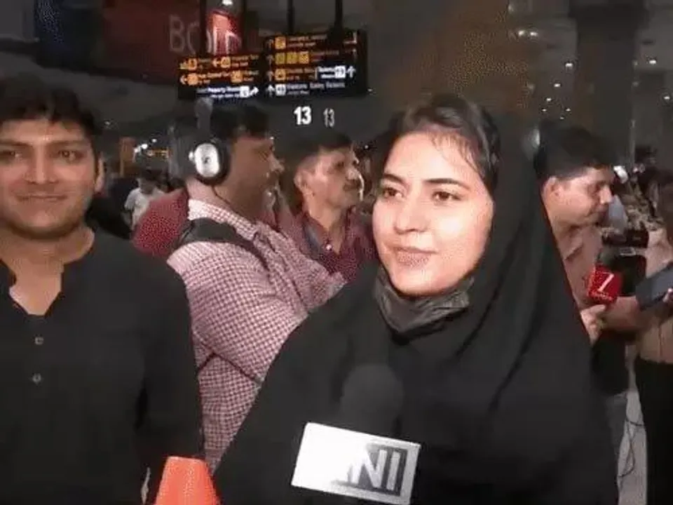  ऑपरेशन सिंधु के तहत 110 भारतीय छात्रों की सकुशल वापसी: ईरान से आर्मेनिया होते हुए पहुंचे दिल्ली, छात्रों ने कहा- 'तेहरान में हालात हर दिन बिगड़ते जा रहे हैं'