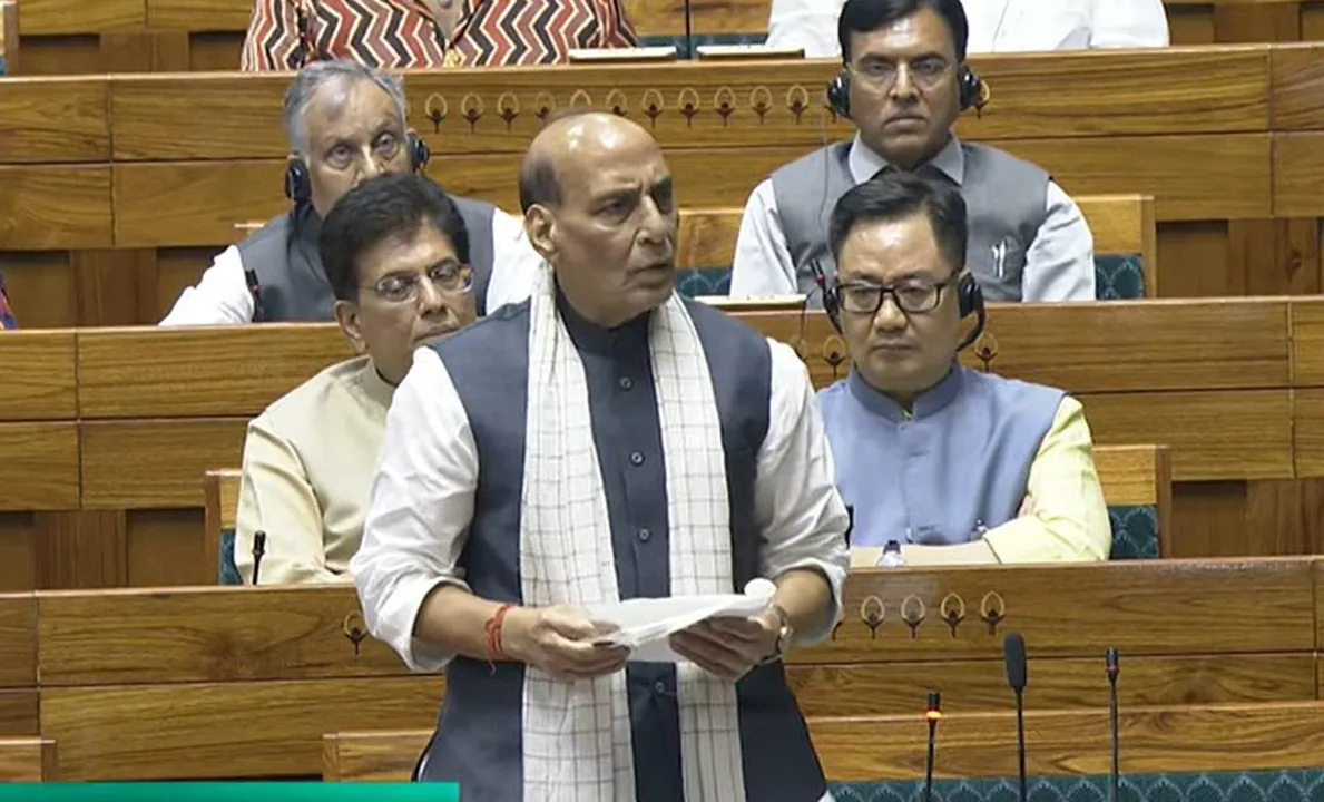  NEW DELHI, JULY 28 (UNI):- T V grab shows Defence Minister Rajnath Singh speaking in Lok Sabha during the ongoing Monsoon session, in New Delhi on Monday. UNI PHOTO-9U 