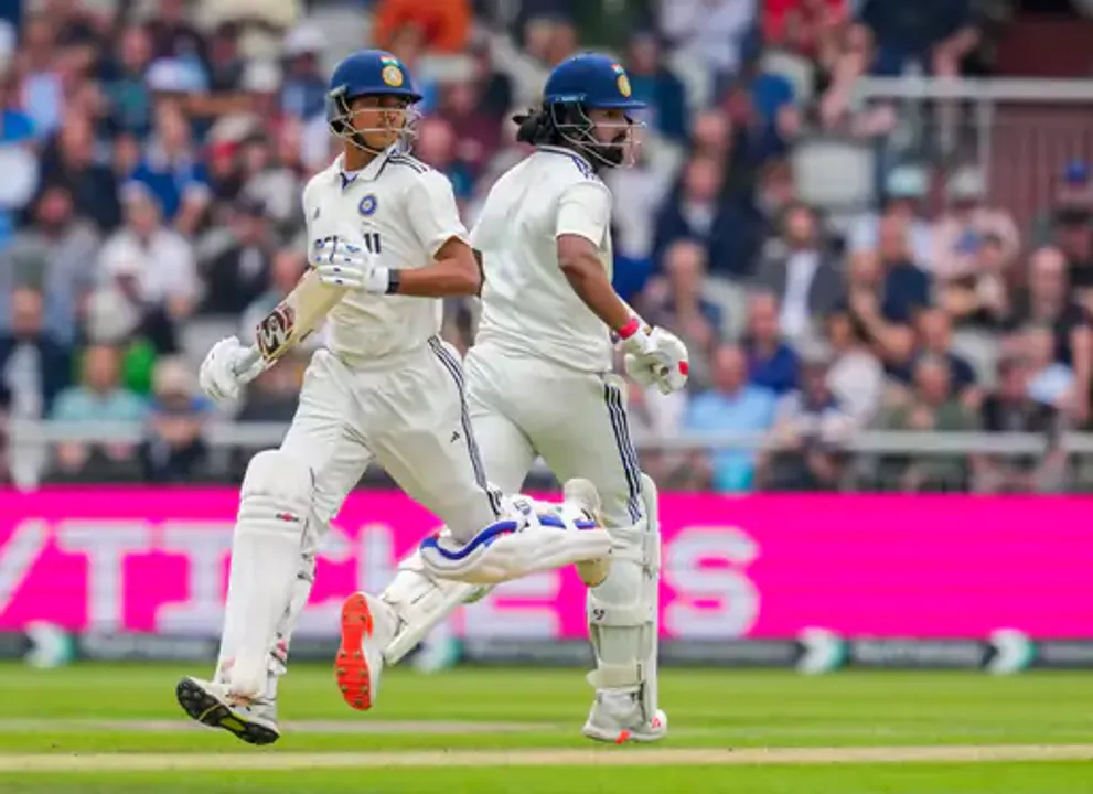   india-vs-england-4th-test-manchester-day-1-jaiswal-fifty-kl-rahul-1000-runs 