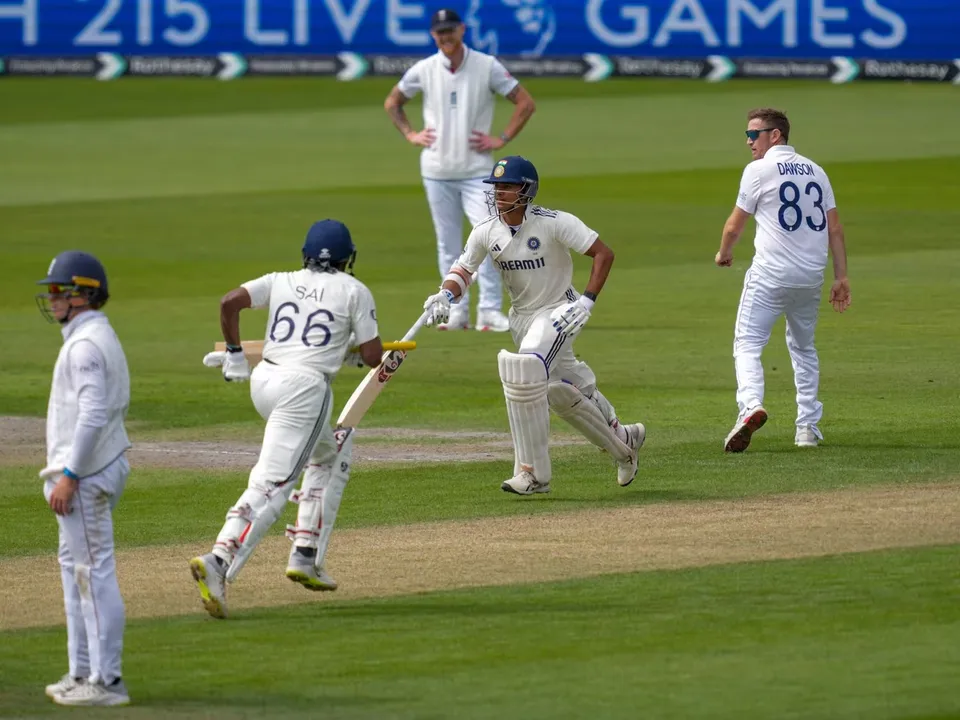  manchester-test-day-1-india-score-264-4 