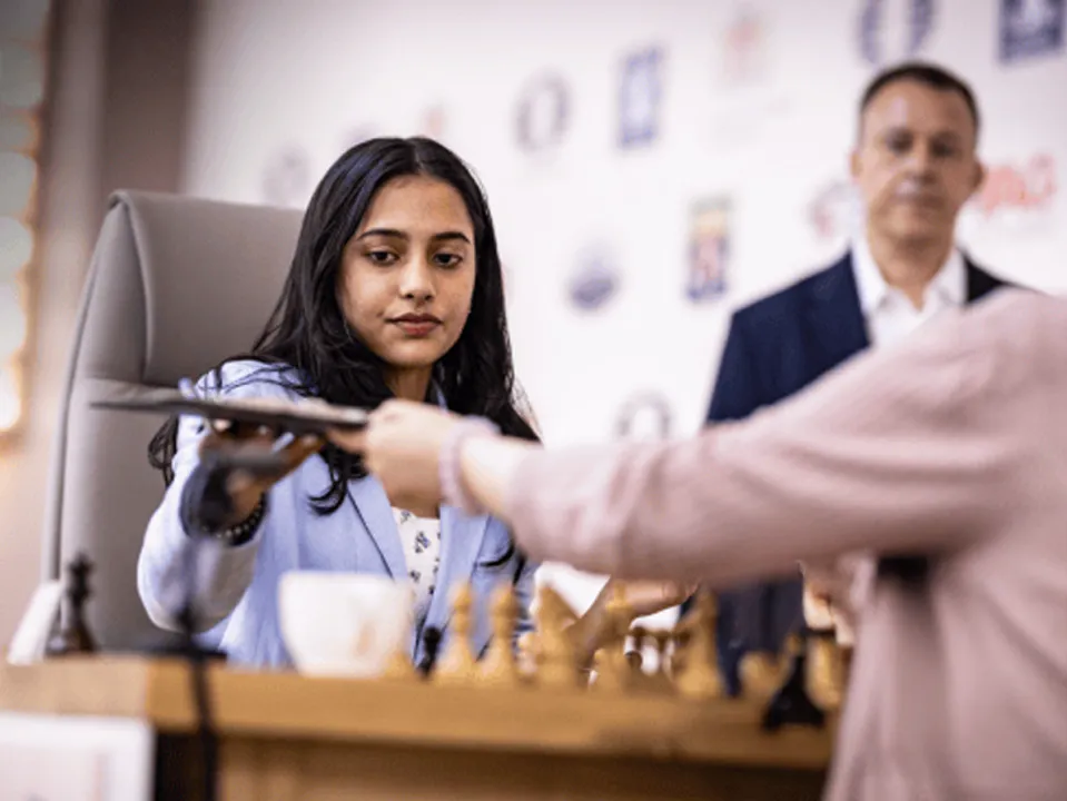  divya-deshmukh-fide-womens-world-cup-final-history 