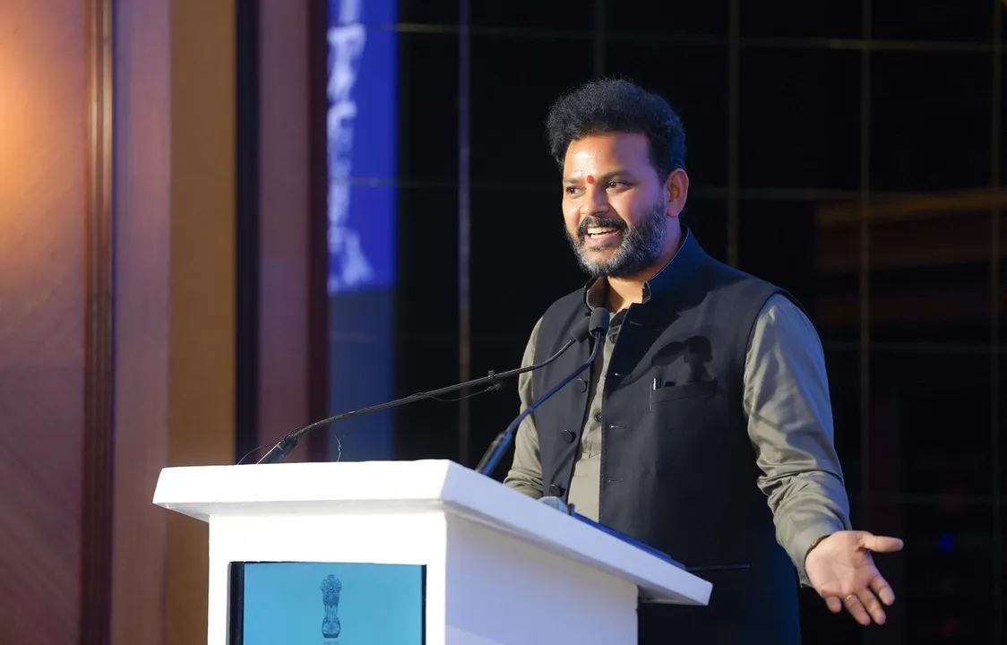  air-india-pilots-leave-after-ahmedabad-crash-dgca 