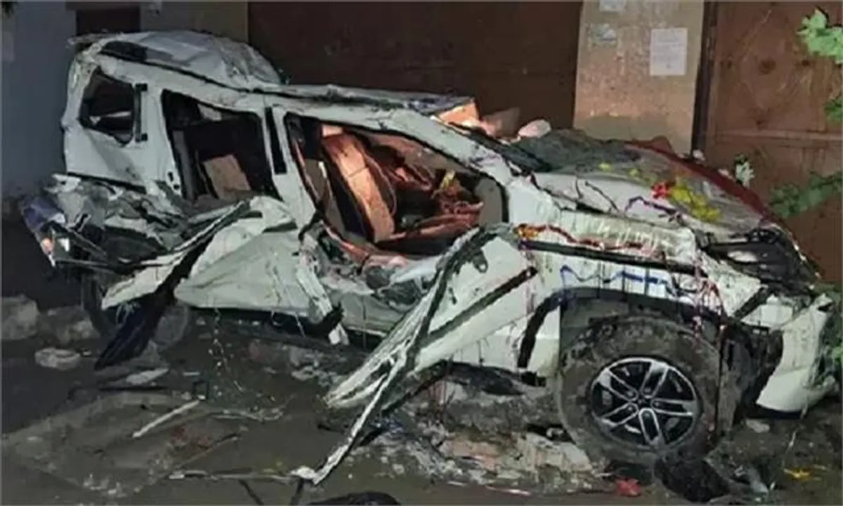  sambhal-road-accident-groom-dead-eight-killed 