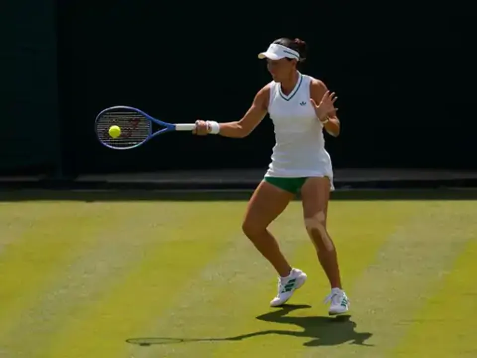  wimbledon-2025-day1-upsets-alcaraz-sabalenka-pegula 