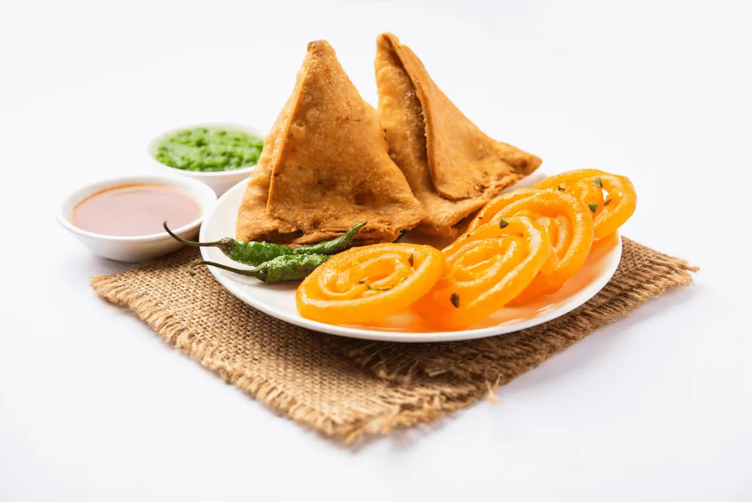  samosa-jalebi-warning-board-health-ministry-order 