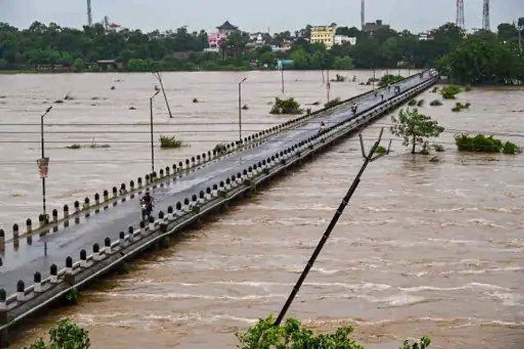  हिमाचल में भारी बारिश और भूस्खलन से 106 की मौत, रूपए 818 करोड़ का नुकसान