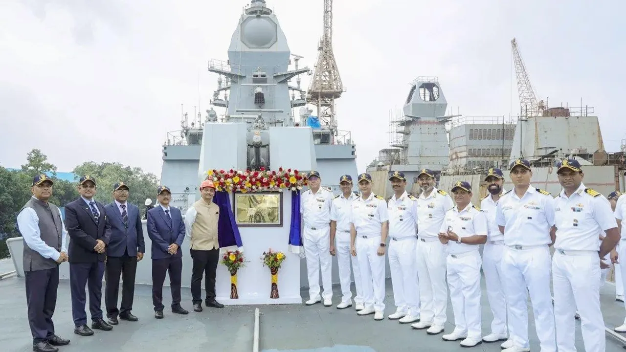  भारतीय नौसेना को मिली नई ताकत, स्वदेशी स्टील्थ फ्रिगेट 'हिमगिरि' नौसेना को सौंपा गया