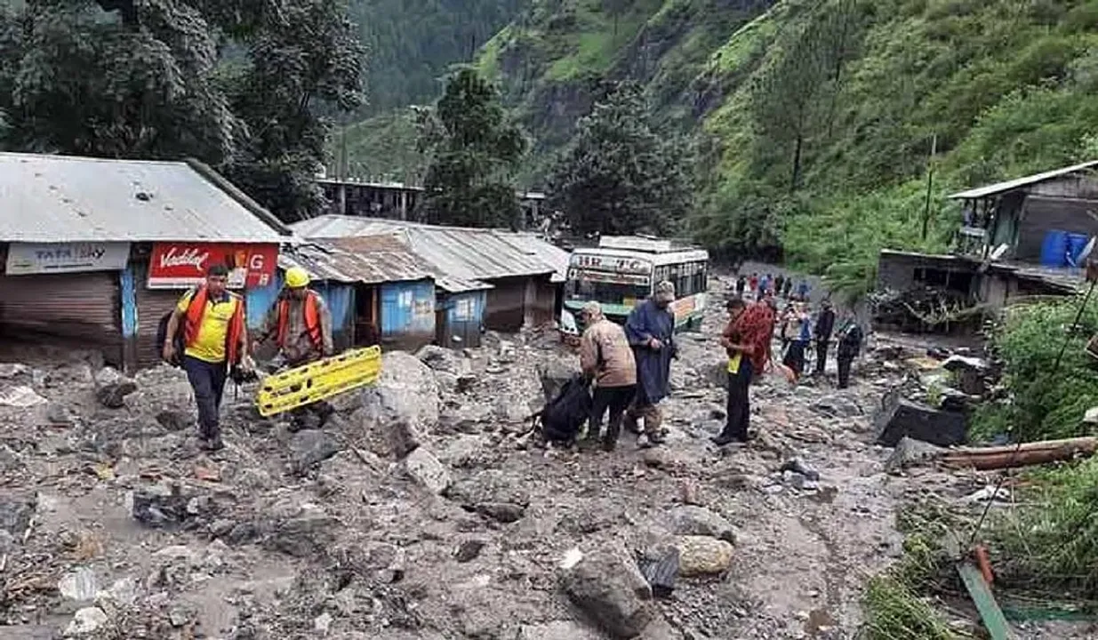   cloudburst-kishtwar-machail-mata-yatra-38-dead-200-missing 