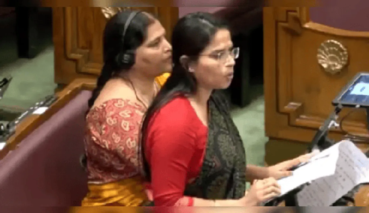  sp-expels-mla-pooja-pal-for-praising-yogi-adityanath 