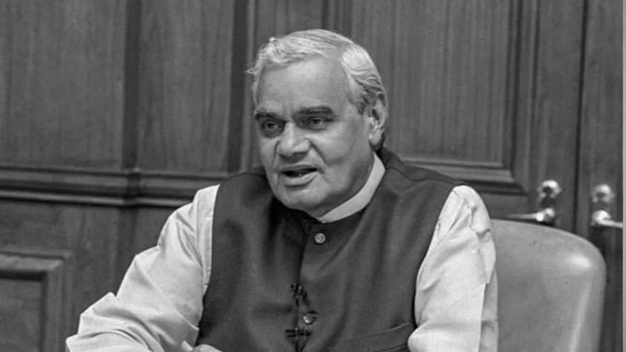   atal-bihari-vajpayee-death-anniversary-achievements-life-journey 