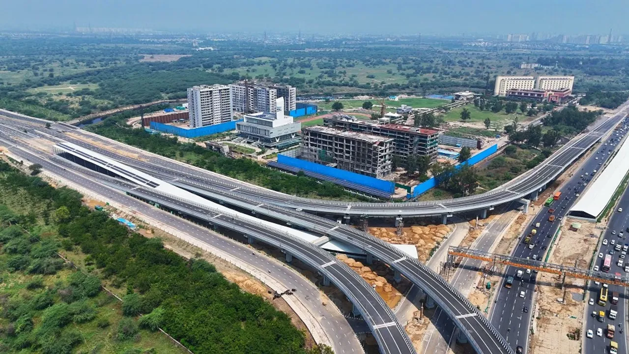  uer-2-delhi-inauguration-modi-traffic-relief 