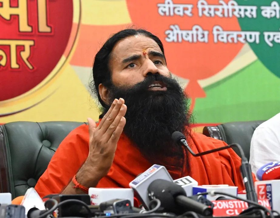  NEW DELHI, SEP 17 (UNI):- Yog Guru Swami Ramdev announcing TO honour all meritorious students with Rupees 50000 securing first, second and third position in class 10th and 12th examination conducted by CBSE and state boards across the district of the country on the occasion of the 75th Birthday of Prime Minister Narendra Modi, in New Delhi on Wednesday. UNI PHOTO-AK5U BY ASHISH KAR 