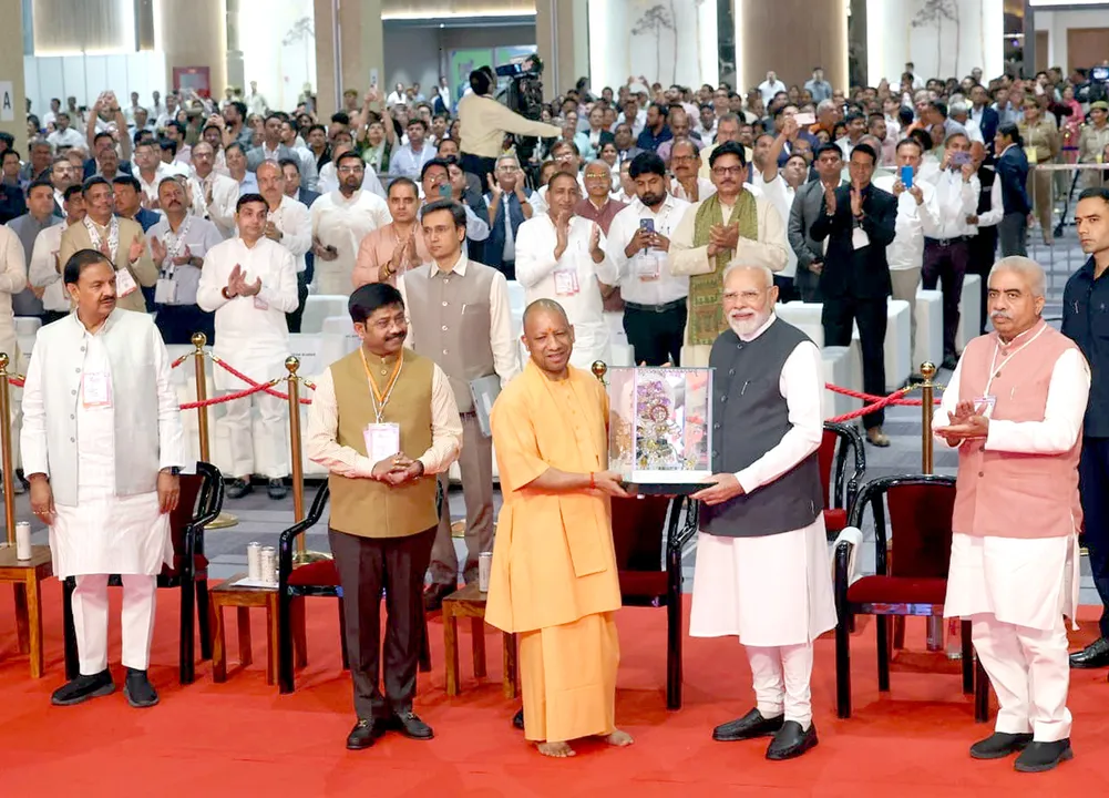  upits-2025-pm-modi-uttar-pradesh-investment-hub 