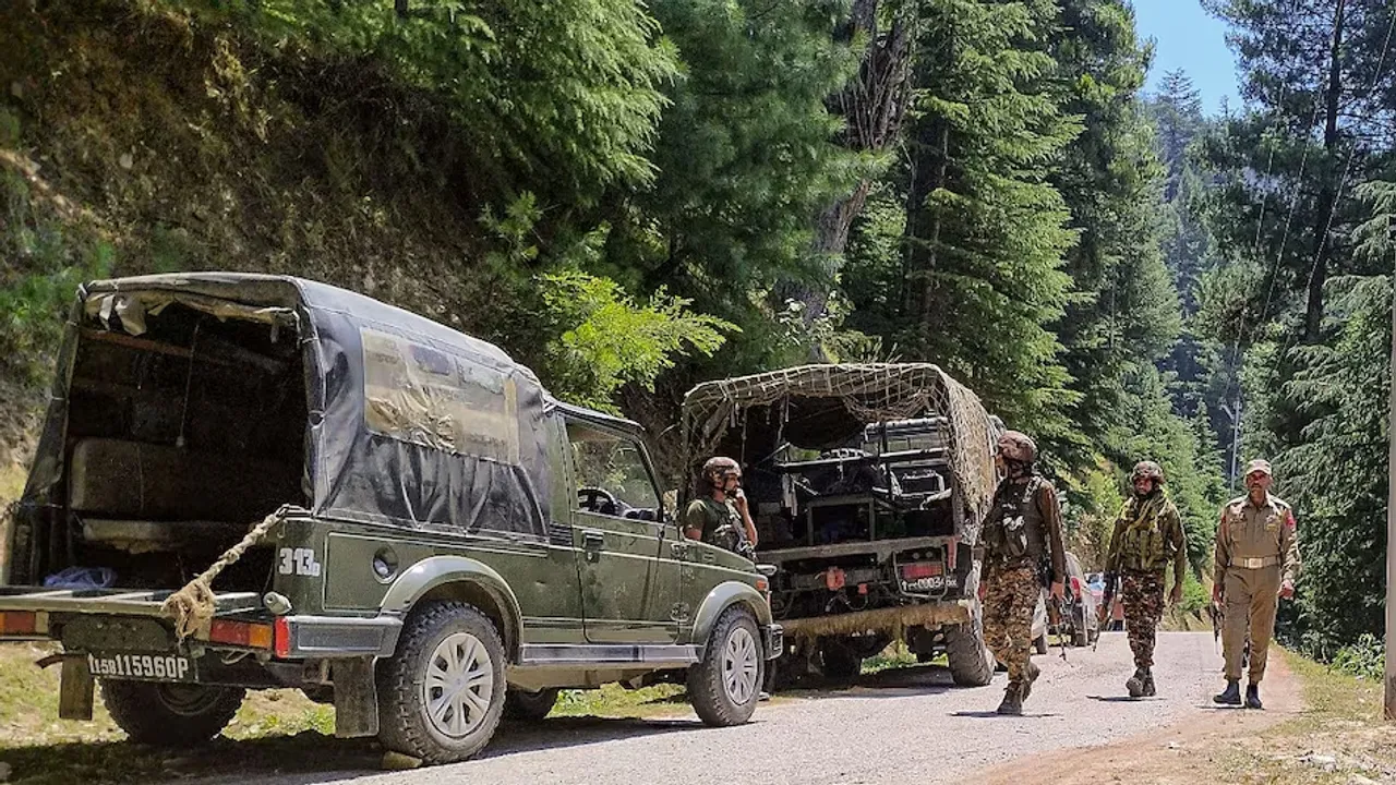  kulgam-encounter-one-terrorist-killed-army-officer-injured 
