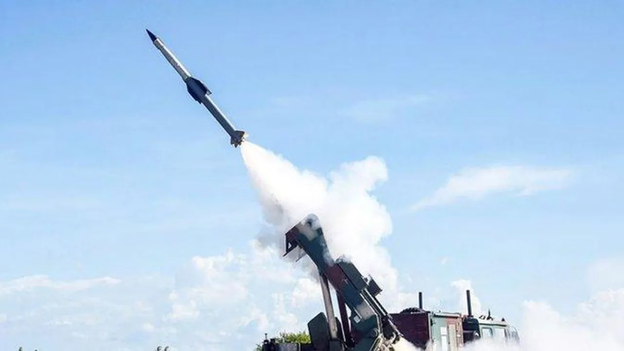  indian-army-anant-shastra-missile-system-30000-crore-tender
 