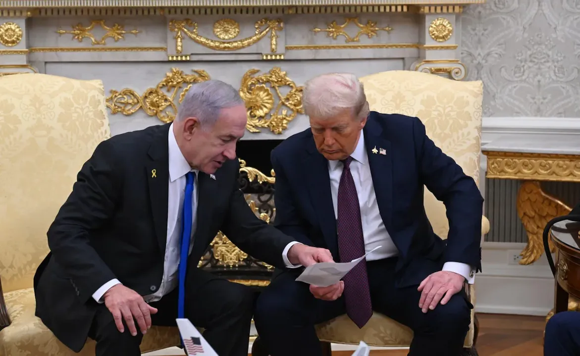  gaza-peace-plan-hamas-agrees-trump-orders-israel-to-stop-attacks 