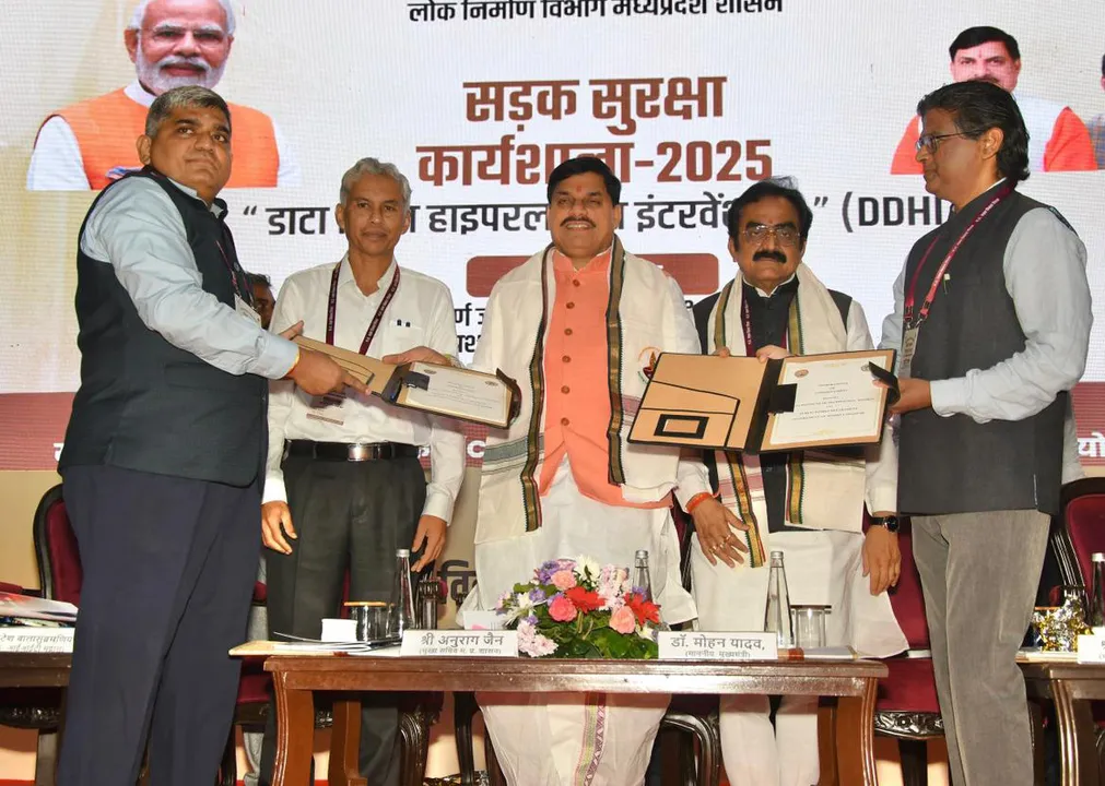  cm-mohan-yadav-road-safety-seminar-madhya-pradesh 