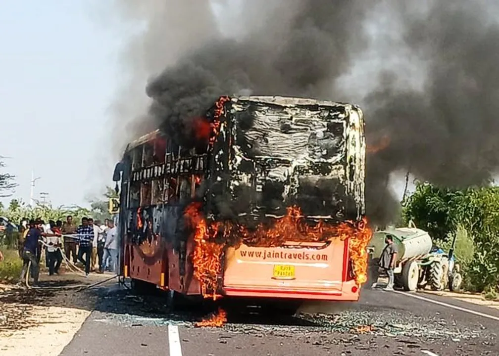  jodhpur-bus-fire-accident-21-dead-illegal-ac-fitting-officers-suspended 